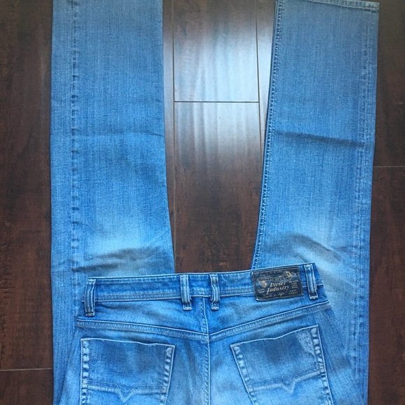 Diesel men’s jeans Sz 31 x 32 - Picture 3 of 4